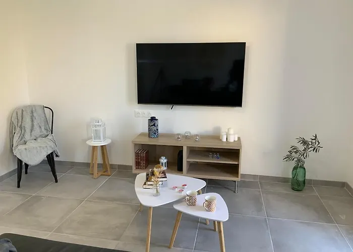 בית נופש Le Sucre D'orge A 11 Min D' Eurexpo ז'נה